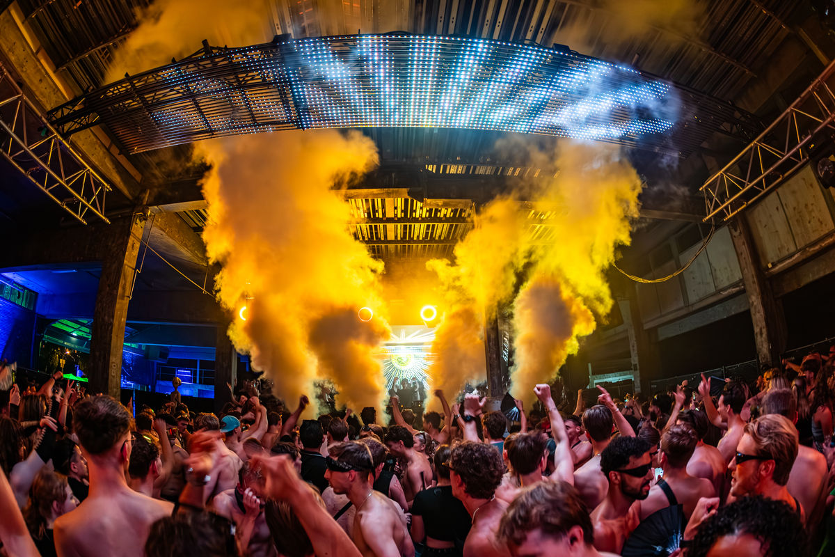 Loading... just a sec